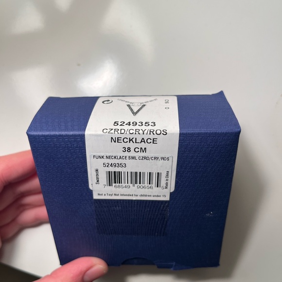 Gorgeous Swarovski Funk Necklace and Matching Bracelet - Picture 7 of 8